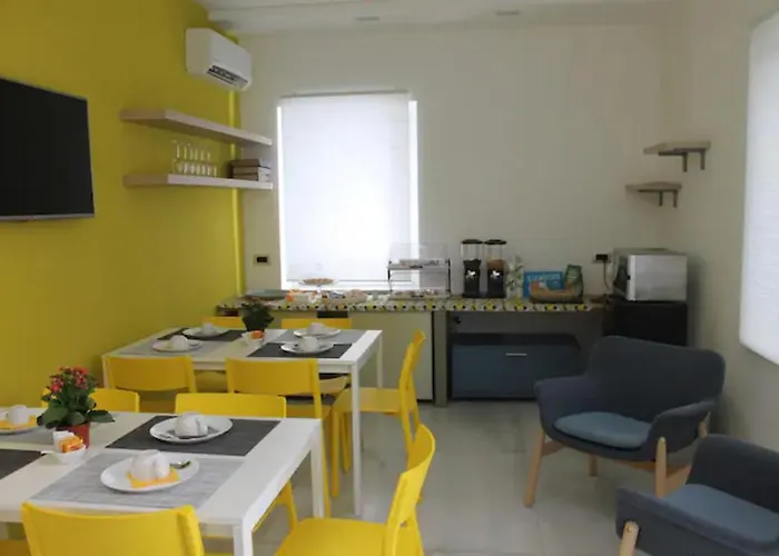 Caselloa 4* Syracuse